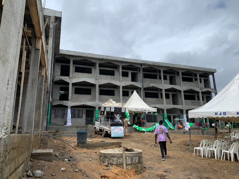 groupe scolaire bilingue la royaute 768x576